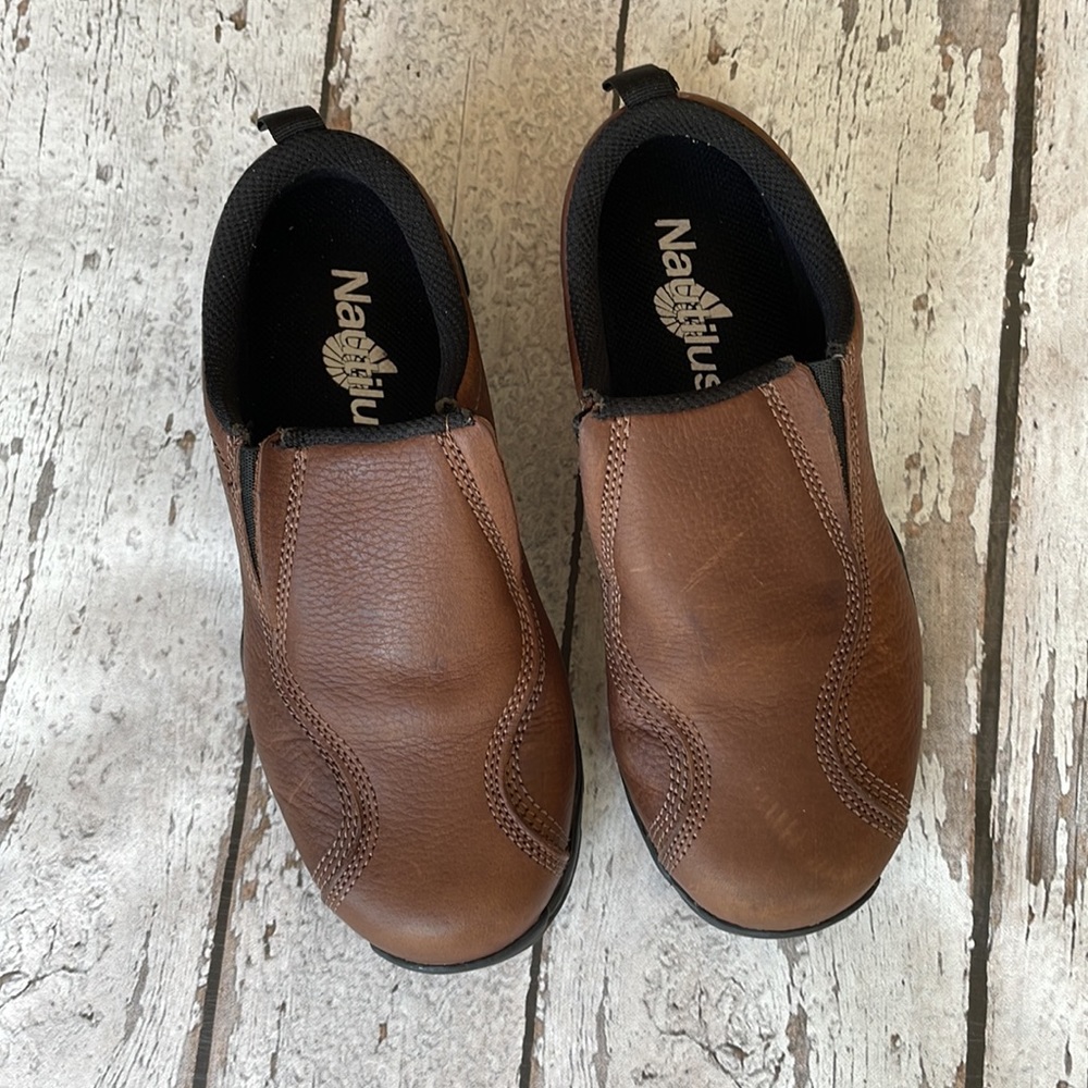 New!  Nautilus Steel Toe Static-Dissipative Slip-On Work Shoe - Sz 7.5W